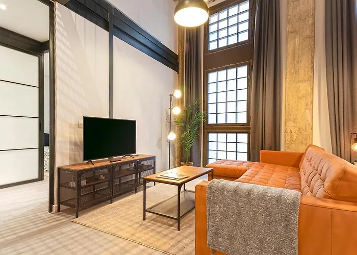 -Malagasunapts-Industrial Loft Citycentre